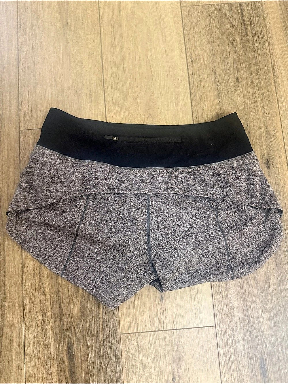 Lululemon Tracker Short 3 inch inseam Gray & Black Athletic Shorts